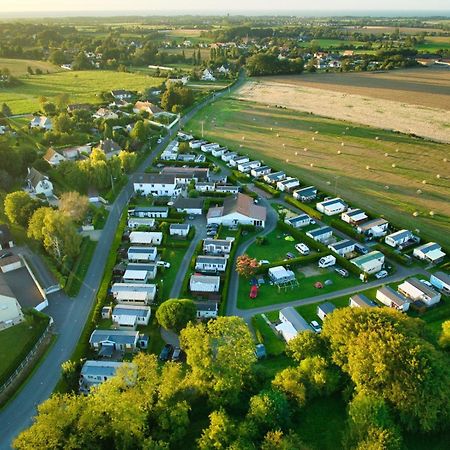 Le Clos Tranquille Hotel Gonneville-en-Auge Eksteriør billede